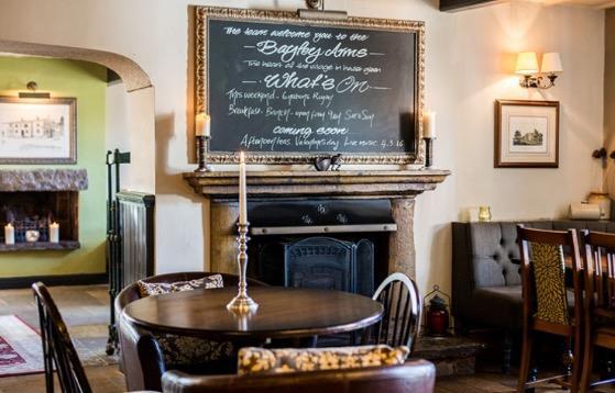 Hotel Bayley Arms Hurst Green  Exterior foto